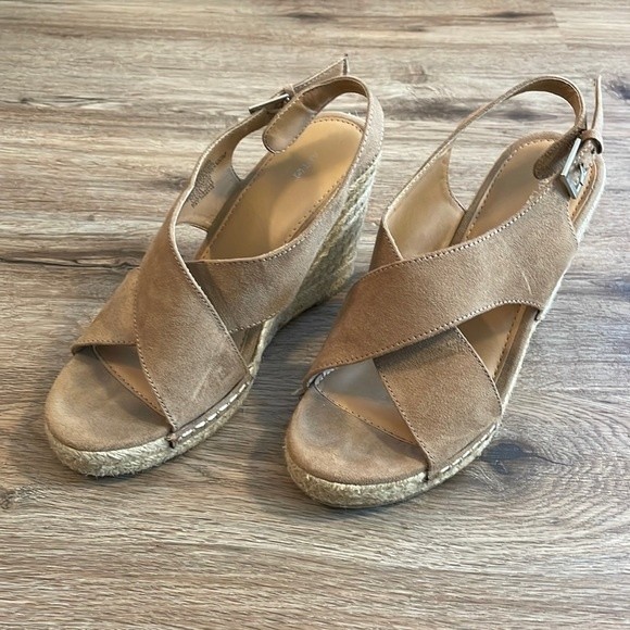 Kohls Apt.9 Tan Suede Cross-Band Wedge Sandals - Picture 1 of 8
